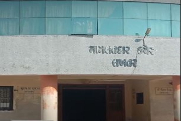 લખતરમાં નાયબ મામલતદાર અને પટ્ટાવાળો રૂપિયા 20 હજારની લાંચ લેતા પકડાયા