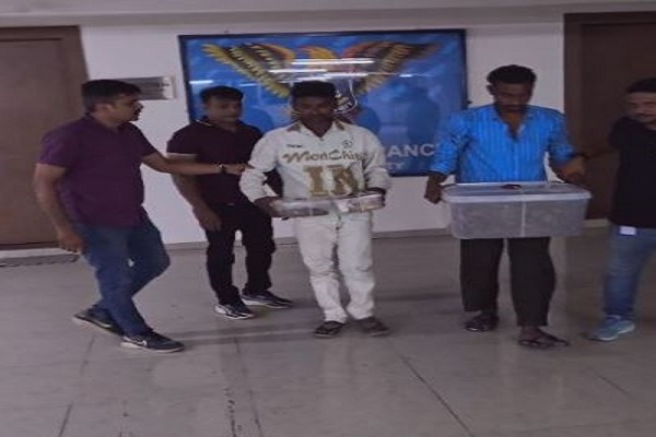 અમદાવાદના બાપુનગરમાં રૂપિયા 4 લાખના ગાંજા સાથે બે આરોપી પકડાયા