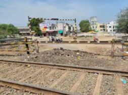 Nadiyad, SRP railway gat closed
