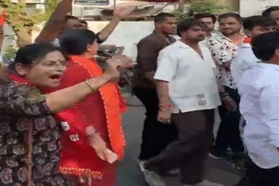 Surat, Protest against BJP Candidate