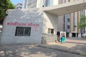 Surat, poison in prasad