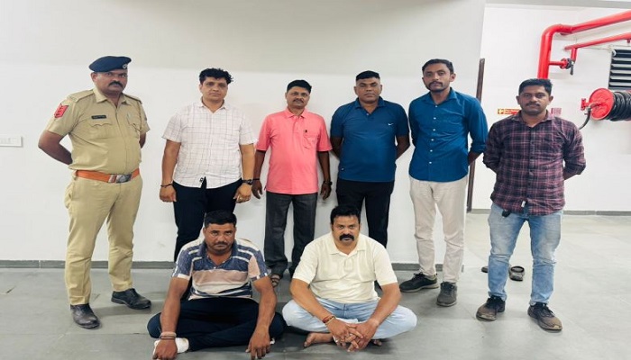 સોનગઢમાં નકલી ઈંગ્લીશ દારૂ બનાવતી ફેકટરી પકડાઈ, બે આરોપીની ધરપકડ