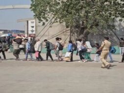 Udhna railway station