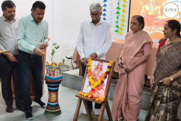 સમર્પણ આર્ટ્સ એન્ડ કૉમર્સ ખાતે આદિગુરુ શંકરાચાર્યજીના 1238મા જન્મોત્સવની ઉજવણી