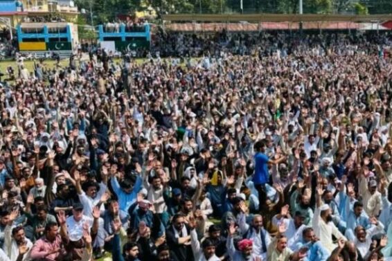 Farmers protest in 100 cities in Pakistan