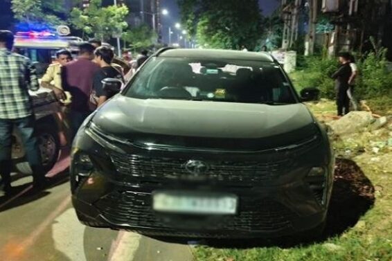 car driver suffers heart attack