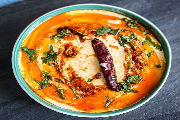 માત્ર 5 મિનિટમાં બનાવો ધાબા સ્ટાઇલ દહીં તિખારી, જાણો સિક્રેટ રેસીપી