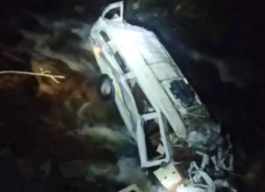 હિમાચલ પ્રદેશના કુલ્લુમાં વાહન ખીણમાં ખાબક્યું, 4 લોકોના મોત