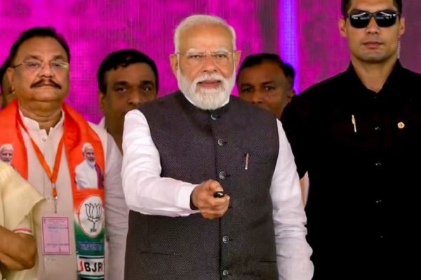 PM મોદીએ મેરઠથી પ્રયાગરાજને જોડતા ગંગા એક્સપ્રેસ વેનું ઉદ્ઘાટન કર્યું