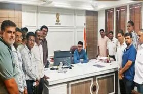 protest against handing over Election work