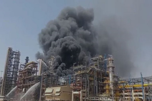 રાજસ્થાનના બાલોત્રામાં રિફાઇનરીમાં ભીષણ આગ લાગી