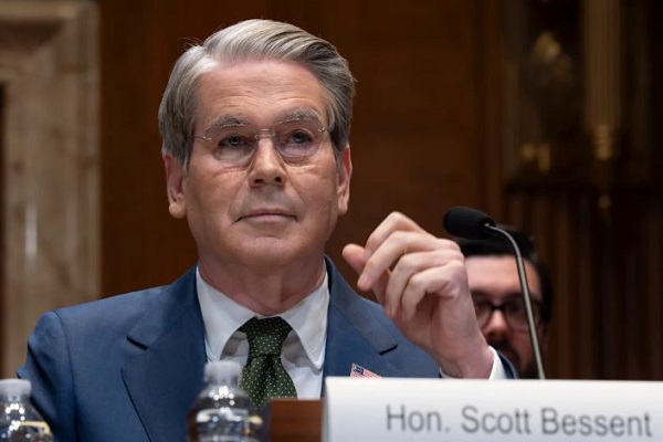 ઈરાન સાથેના યુદ્ધ વચ્ચે અમેરિકાએ ચીની રિફાઇનરી પર પ્રતિબંધો ફરમાવ્યાં