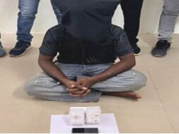 A man was caught cheating peopal