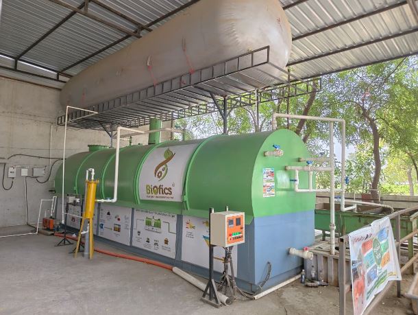 AMC દ્વારા પકડેલા રખડતા પશુઓનાં છાણમાંથી બાયોગેસ અને વીજળીનું ઉત્પાદન