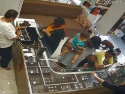 Rajkot, jewelers theft