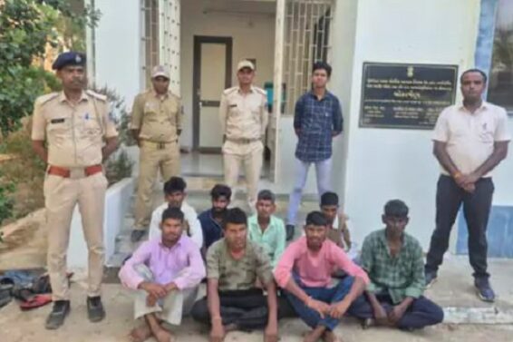 Sabarkantha, women Attack