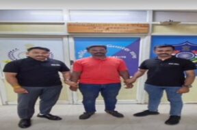 Surat, Accused of cheating , arrested