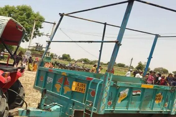 Tractor trolley, Electric current