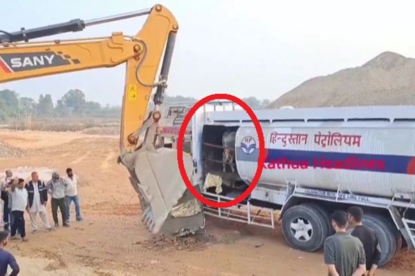 Cow theft exposed in tanker marked Hindustan Petroleum
