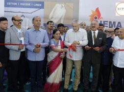 Inauguration of the grand FABEXA-11 exhibition organized by Maskati Cloth Market Mahajan