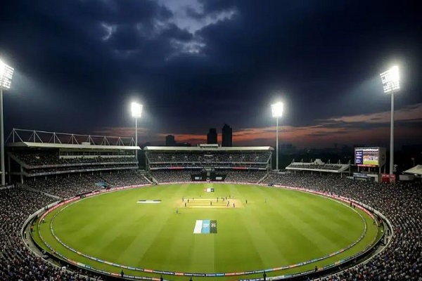 IPL 2026 ના લીગ સ્ટેજમાં ફક્ત 11 મેચ બાકી, આઠ ટીમ વચ્ચે પ્લેઓફમાં સ્થાન મેળવવા માટે જંગ