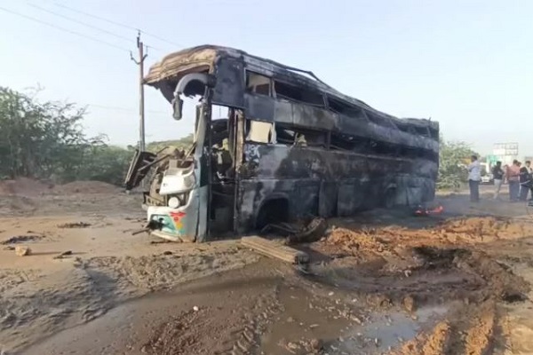 ચોટીલા-રાજકોટ હાઈવે પર ભયાનક અકસ્માત, 4 ના મોત