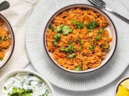 spicy tomato garlic rice