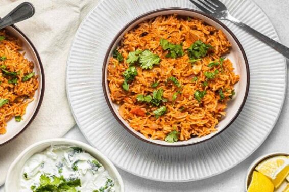 spicy tomato garlic rice