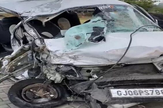 Accident, mumbai express way