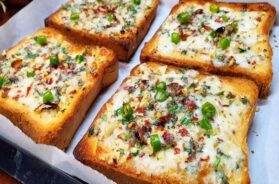 Paneer Garlic Bread recipe