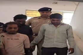 R0bbery case, two accused arrested