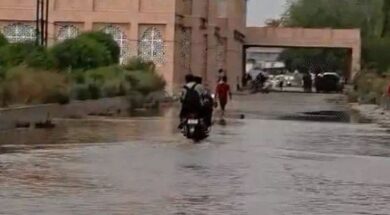 Water line broken, Himmatnagar