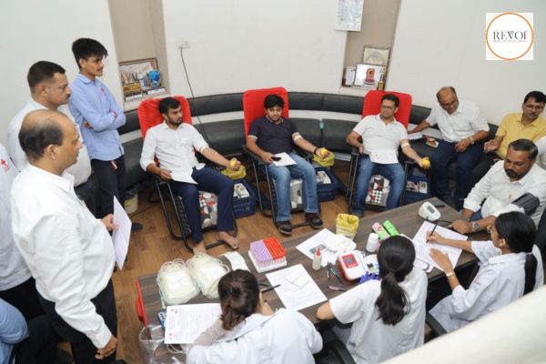 GCCI organizes mega blood donation camp, 1700 blood units collected