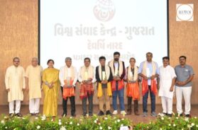 Journalists including REVOI honored with Devarshi Narad Award by Vishwa Samvad Kendra