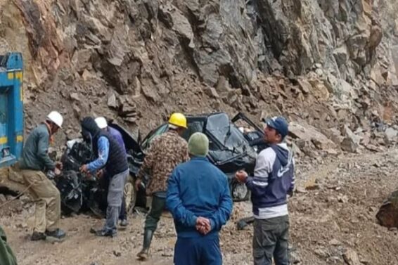 chin road accident