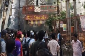 delhi fire