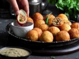 Farali Potato Vadas