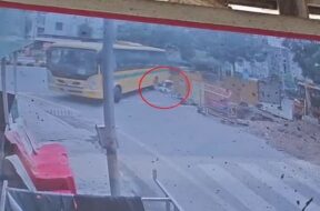 Accident, scool bus
