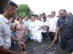 Harsh Sanghavi, Sural flood