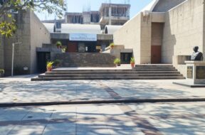 Mahatma gandhi labor institute