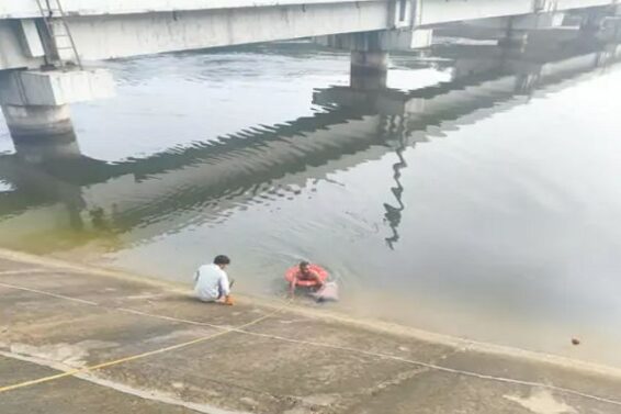 Naramada canal