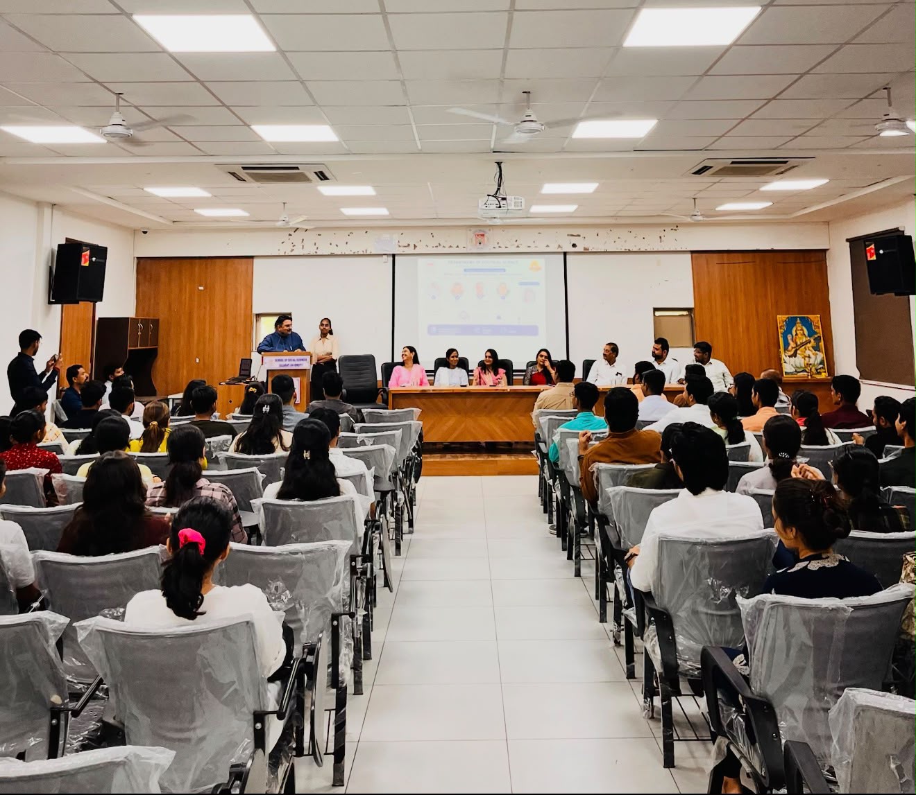 ગુજરાત યુનિવર્સિટીમાં શિક્ષણથી ભરતી સુધી કાર્યક્રમનું આયોજન 