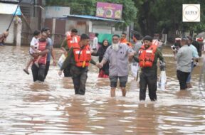 Army rescues people and moves them to safety during heavy rains in Gujarat