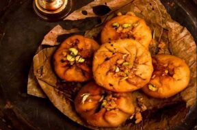 Mawa Kachori