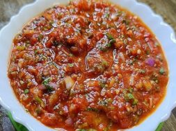 Rajasthani Onion Tadka Chutney Recipe