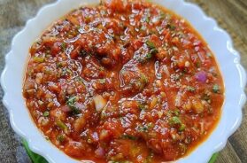 Rajasthani Onion Tadka Chutney Recipe