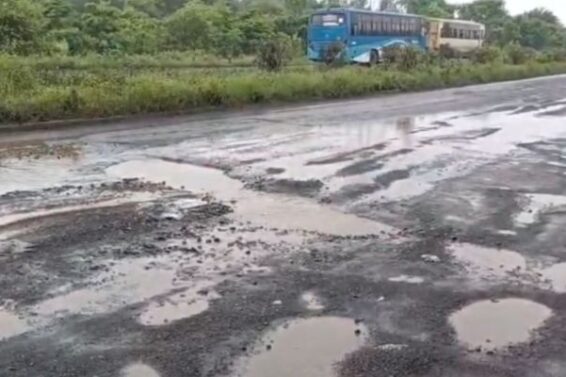 Ahmedabad-indor highway, potholes
